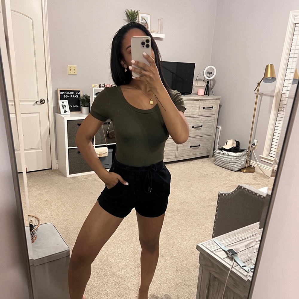 Short Sleeve Bodysuit - Olive